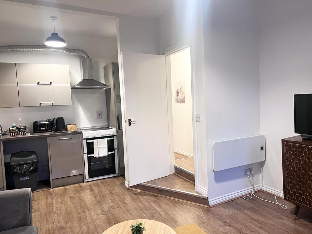Yeovil Apartments Екстер'єр фото