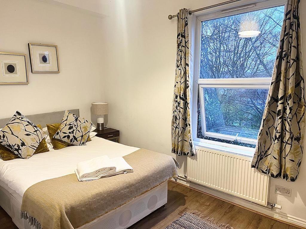 Yeovil Apartments Екстер'єр фото